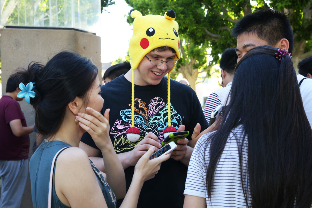Group of people playing pokeman go