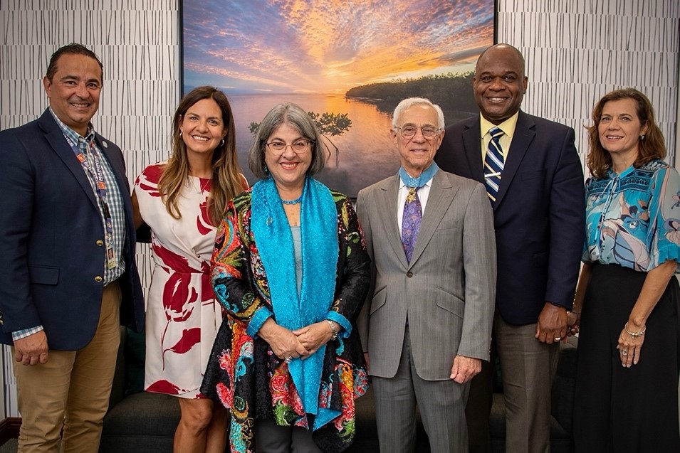 NYFA Veterans Heads Meet with Mayor of Miami-Dade County