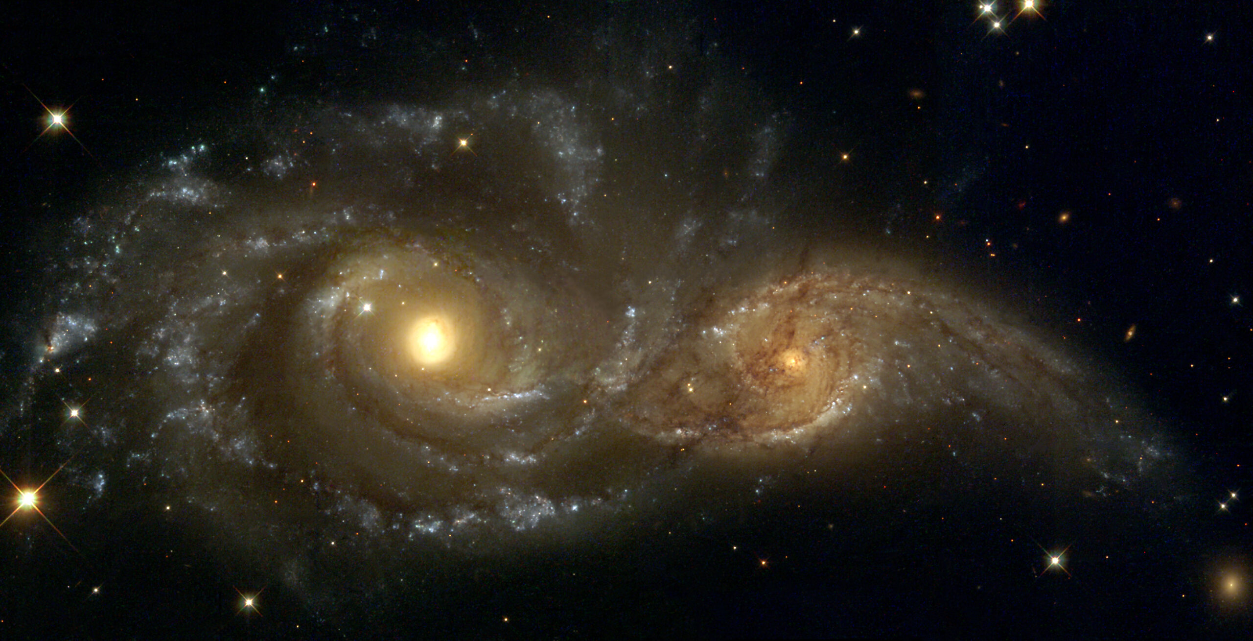 NGC2207+IC2163