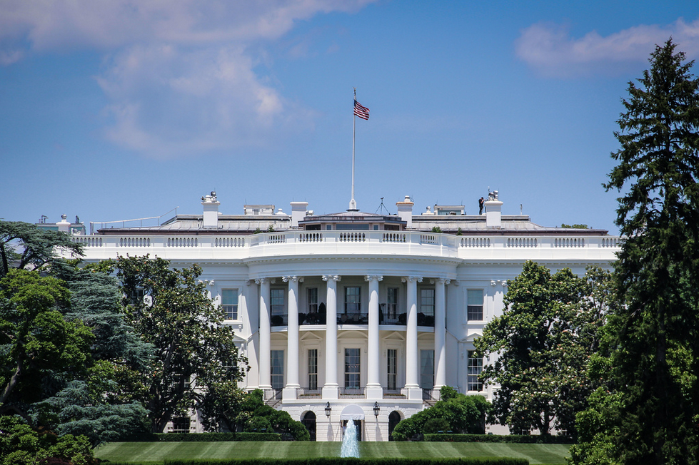 White House and front yard