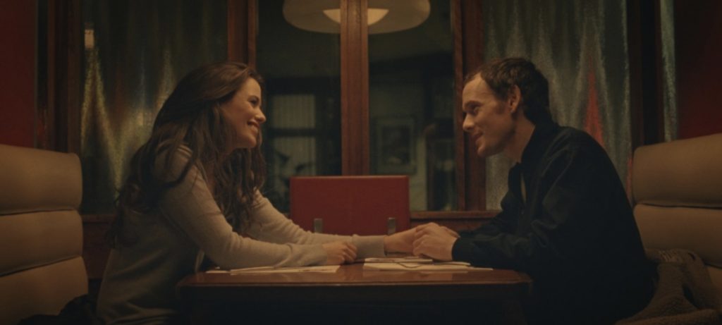 Lucie Lucas & Anton Yelchin in "Porto"