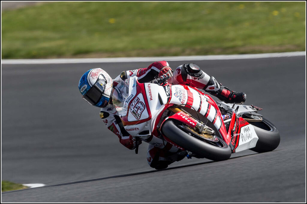 How to Motorcycle Racing Photography