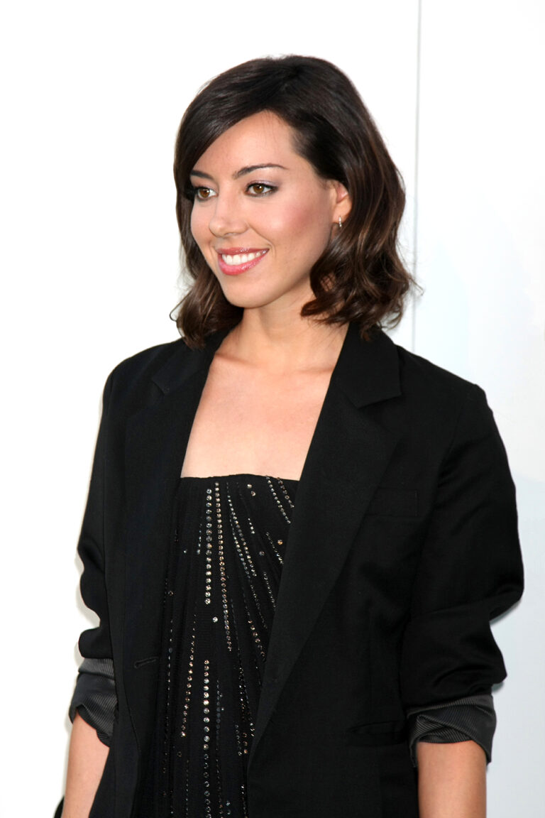 Q&A with Parks and Recreation Star and Former Student Aubrey Plaza