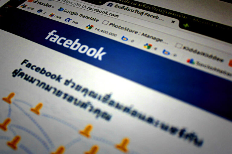 Facebook & Journalism: The Influence of Facebook on the News