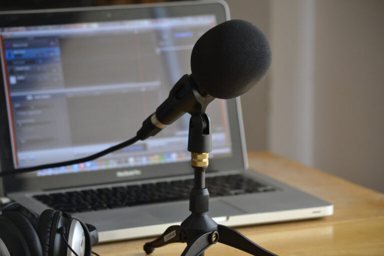 Podcasting: A Growing Medium for News