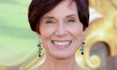 Linda Woolverton